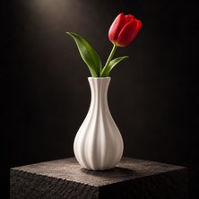 Nevhan Sanat Dalgalı Form Vazo – Sade Akışın Estetiği
