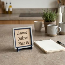 Sabret Şükret Dua Et Yazılı Masaüstü Minyatür Obje, Ev Ofis Dekorasyonu Yaşam Alanınız Için 10X10 cm