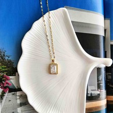 Glare.co Baget Model Taşlı Kolye