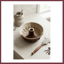 Storeşahin Silikon Dilimli Kek Kalıbı & Yapışmaz Isıya Dayanıklı Kek Pişirme Gereci (16 Cm) SHN0720