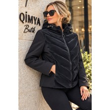 Qimya Butik For She Kadın Scuba Kumaş Kapüşonlu Altı Düz Verev Dikişli Parlak Şişme Mont