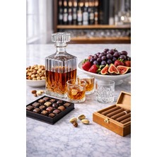 Madame Luda Premium Viski Bardağı-Kadehi/karaf Sürahi Takımı-Seti.(4 Bardak+1 Karaf Şişe) 5 Parça Viski Seti.