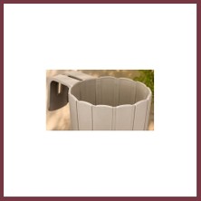 Storeşahin 3D Baskı Askılı Balkon Saksısı Dikey Çizgili Dekoratif Çiçek ve Aromatik Bitki Saksısı - Bej SHN0720