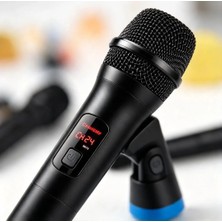 Profesyonel Şarjlı Kablosuz El Mikrofonu – LED Ekranlı, Güçlü Ses Performanslı, Karaoke ve Sahne Mikrofonu, Alıcılı ve Aksesuarlı Set