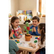 Victuc Dans Eden ve Konuşan Müzikli Kaktüs