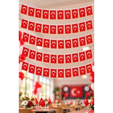 Patladı Gitti Ay Yıldız Büyük Boy Ipli Bayrak 40'lı 19CM-11CM
