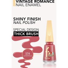 Str Store Vintage Romance Yüksek Pigmentli & Parlak Bitişli Oje