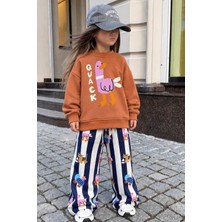 Monila Kız Çocuk 3 Iplik Pamuklu Kumaş Kahverengi Ördek Baskılı Sweatshirt ve Çizgili Baskılı Altlı Alt Üst Takım