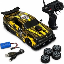 Uzaktan Kumandalı Full Fonksiyon 2.4g Şarjlı 1:16 4x4 Drift Araba, Işıklı ve Buharlı Rc Yarış Arabası, Yedek Drift Lastikli, USB Şarj Kablolu Oyuncak Araba - VRD10689 (Sarı)