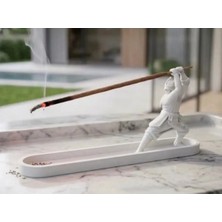 Samuray Figürlü Tütsülük – Minimalist Masaüstü Dekoratif Tutucu