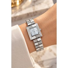 Rubenis Swiss Kadın Kol Saati 22X18 mm Kristal Taşlı Çelik Kasa ve Bilezik Beyaz Sedef Detaylı