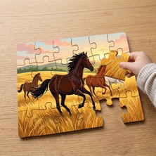 Punto Dizayn Buğday Tarlasında Koşan Atlar  Tasarımlı 24 Parça Ahşap Çocuk Puzzle