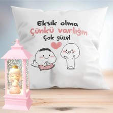 RK Tasarım Eksik Olma Puf Yastık & Kedili Kız Işıklı Pembe Kar Küresi