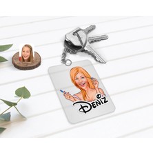 BK Gift Kişiye Özel Kadın Karikatürlü Şeffaf Pleksi Anahtarlık-21