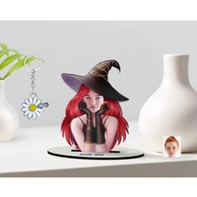 BK Gift Kişiye Özel Kadın Cadı Karikatürlü 3D Ahşap Biblo ve Isimli Silver Papatya Anahtarlık-2
