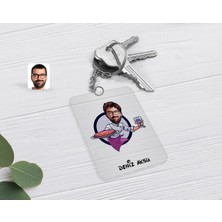 BK Gift Kişiye Özel Erkek Garson Karikatürlü Şeffaf Pleksi Anahtarlık-1