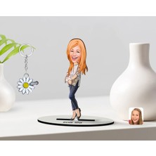 BK Gift Kişiye Özel Kadın Karikatürlü 3D Ahşap Biblo ve Isimli Silver Papatya Anahtarlık-11