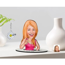 BK Gift Kişiye Özel Kadın Karikatürlü 3D Ahşap Biblo ve Isimli Silver Papatya Anahtarlık-10