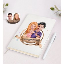 BK Gift Kişiye Özel Yılın En Mükemmel Çifti Karikatürlü Beyaz Defter ve Kalem Hediye Seti-3