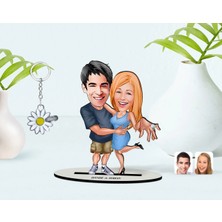 BK Gift Kişiye Özel Sevgililer Karikatürlü 3D Ahşap Biblo ve Isimli Silver Papatya Anahtarlık-14