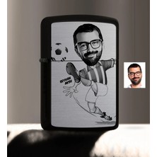 BK Gift Kişiye Özel Bay Futbolcu Karikatürlü Benzinli Siyah Metal Çakmak - 1