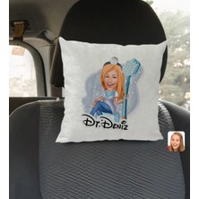 BK Gift Kişiye Özel Isimli Kadın Diş Hekimi Karikatürlü Kare Araç Koltuk Yastığı-2