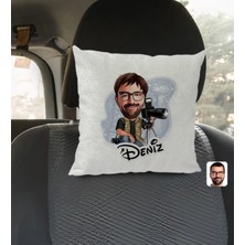 BK Gift Kişiye Özel Isimli Erkek Fotoğrafçı Karikatürlü Kare Araç Koltuk Yastığı-1