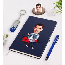 BK Gift Kişiye Özel Erkek Radyolojist Karikatürlü Lacivert Defter Kalem 32GB USB Bellek Hediye Seti-1
