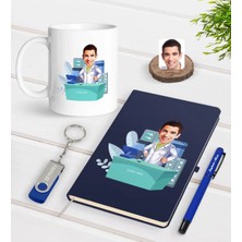 BK Gift Kişiye Özel Erkek Eczacı Karikatürlü Lacivert Defter Kalem Kupa 32GB USB Bellek Hediye Seti-4