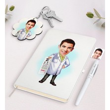 BK Gift Kişiye Özel Erkek Göz Doktoru Karikatürlü Beyaz Defter Kalem ve Anahtarlık Hediye Seti