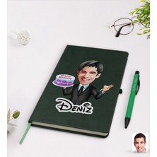 BK Gift Kişiye Özel Erkek Doğum Günü Karikatürlü Yeşil Termo Deri Defter Kalem Seti Model 2
