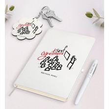 BK Gift Kişiye Özel Sınıf Öğretmeni Beyaz Defter Kalem ve Anahtarlık Hediye Seti
