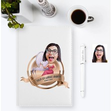 BK Gift Kişiye Özel Yılın En Güzel Kadını Karikatürlü 2023 Ajanda Kalem Seti - 3