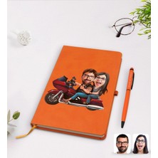 BK Gift Kişiye Özel Sevgililer Karikatürlü Turuncu Termo Deri Defter Kalem Seti Model 103