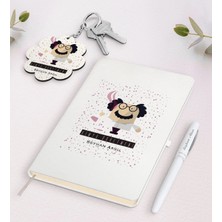 BK Gift Kişiye Özel Kimya Öğretmeni Beyaz Defter Kalem ve Anahtarlık Hediye Seti-3