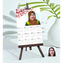 Bk Gift Kişiye Özel 15X21 cm Fotoğraf Kartlı Kadın Arapça Öğretmeni Karikatürlü Şövaleli 2023 Takvim-3