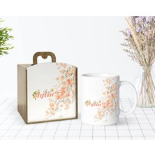 BK Gift Kişiye Özel Ahşap Kutuda Çiçek Temalı Beyaz Kupa Bardak-1