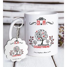 BK Gift Kişiye Özel Yılın En Iyi Matematik Öğretmeni Beyaz Kupa ve Anahtarlık Hediye Seti