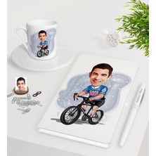 BK Gift Kişiye Özel Erkek Bisiklet Sürücüsü Karikatürlü Beyaz Defter Kalem Türk Kahvesi Fincanı Seti-1
