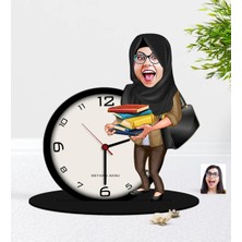 BK Gift Kişiye Özel Bayan Öğretmen Karikatürlü Ahşap Masaüstü Biblo Saat-8