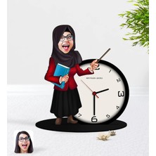 BK Gift Kişiye Özel Tesettürlü Kadın Öğretmen Karikatürlü Ahşap Masaüstü Biblo Saat-3