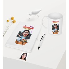 BK Gift Kişiye Özel Bayan Öğretmen Temalı Karikatürlü Beyaz Defter Kalem Kupa Seti - 2