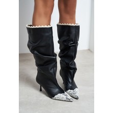 Nişantaşı Shoes Rane Siyah Mat Dantel Burun Detaylı Sivri Burun Ince Topuklu Körüklü Kadın Çizme