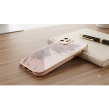 Elivora iPhone 11 Uyumlu Altın Çerçeveli Soyut Desenli Pembe Lüks Silikon Telefon Kılıfı, Kamera Korumalı Şı