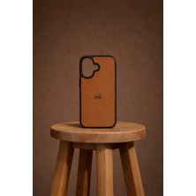 Maderiva Leather iPhone 16    Kaplamalı Premium Deri  Telefon Kılıfı – El Işçiliği