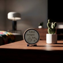 Miawiki Fincan Ikonlu ve "kahve Terapisi Başladı" Yazılı Dekoratif Süs Tutkunları Için Özel Hatıra 10X10 cm