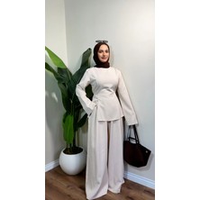 Gamze Özkurt Yırtmaççlı Krep Takım