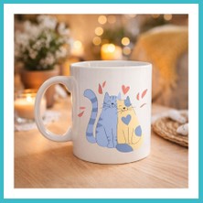 Defne Store Sevimli Aşık Kediler Desenli Porselen Kupa Model 42 – Love Cats Tasarım Sevgiliye Hediye, Kahve & Çay Kupası Dfnbez