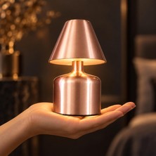 Die Grup Şarj Edilebilir LED Masa Lambası, Dokunmatik 3 Renk Modlu, Kablosuz Metal Abajur, USB Şarjlı Komodin Gece Lambası, Yatak Odası Salon Masaüstü Aydınlatma, LED3202-2 (Pembe)