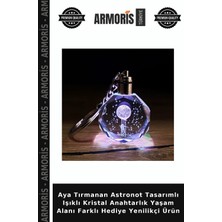 Armoris Aya Tırmanan Astronot Tasarımlı Işıklı Kristal Anahtarlık Yaşam Alanı Farklı Hediye Yenilikçi Ürün